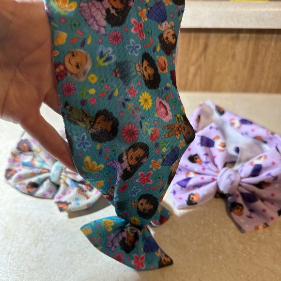 3 Infant Girl Encanto Headband Bows  Stretchy - Picture 2 of 5
